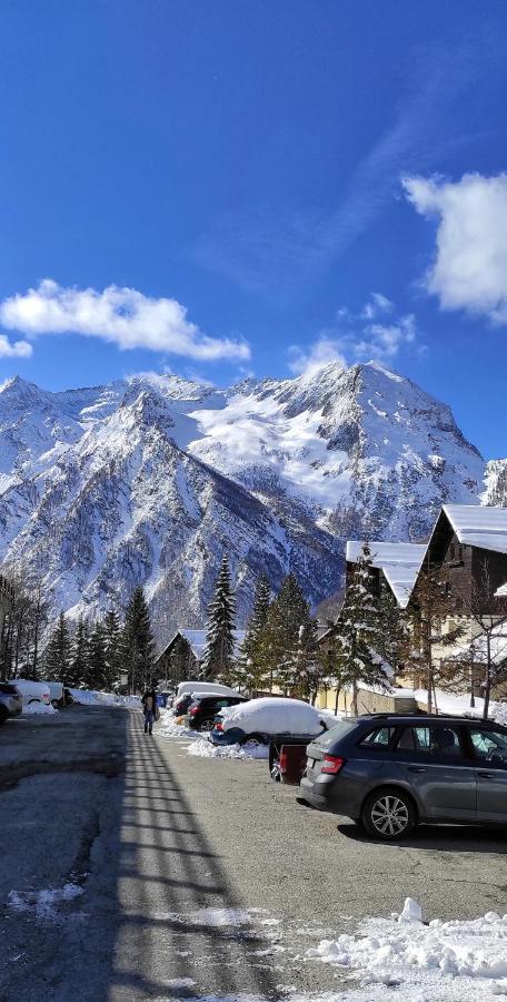 La Grange Apartment Sauze di Cesana Bagian luar foto